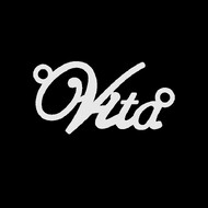 Срібне кольє з ім'ям Vita