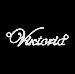 Срібне кольє з ім'ям Viktoria