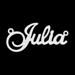 Срібне кольє з ім'ям Julia