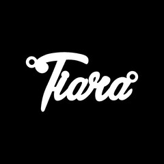 Срібне кольє з ім'ям Tiara