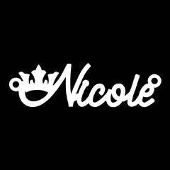 Срібне кольє з ім'ям Nicole